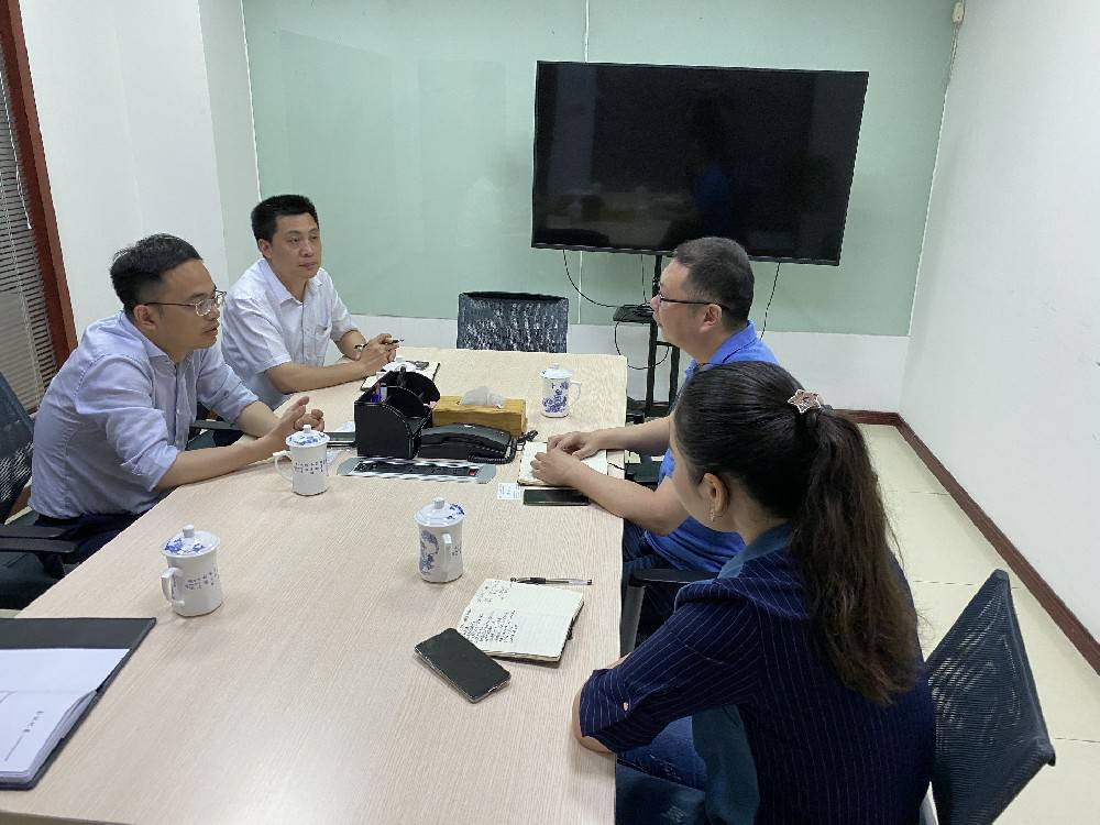 无锡市工信局领导来PG网页版登录入口-PG（中国）科技开展“三联三解”活动